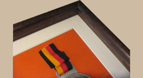 Estilo «cajón», medalleros